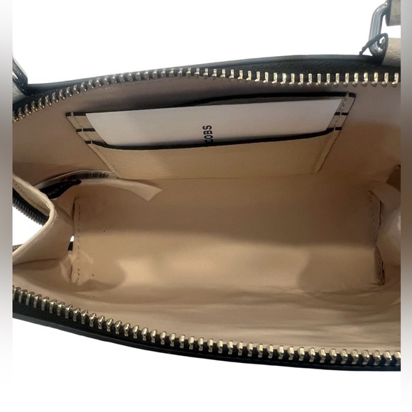 Marc Jacobs Cream Textured Leather Crossbody - Picture 3 of 3